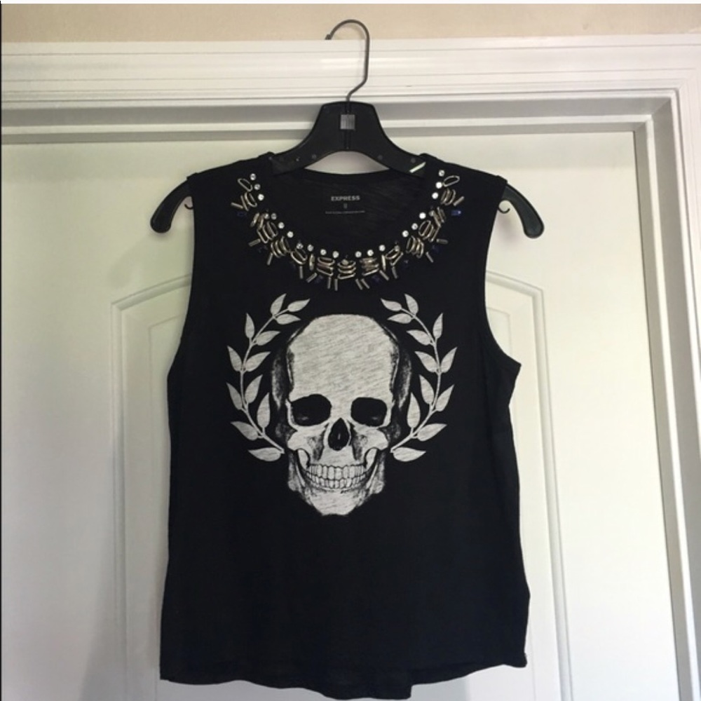Amazing Express Top NWOT